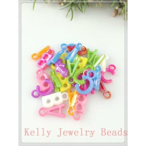 10x21mm 500Pcs/lot Random Mixed "A" "B" "C" Letter Shape Acrylic Pendant Bead Wholesale Jewelry Making Beads for Accessories DIY
