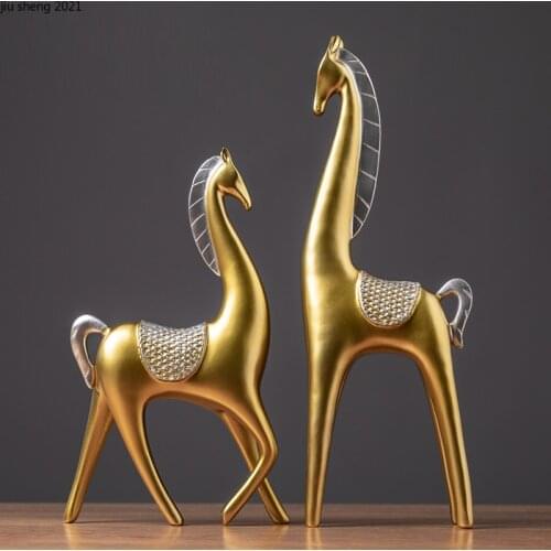 2-piece Set of Luxury Golden Elk Horse Figurines Resin Animal Sculpture Crafts Living Room Horse Furnishings Home Ornaments Gift