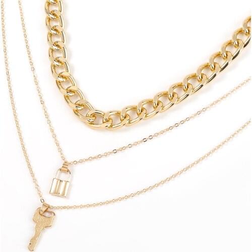 Fashionable Simple Metal Key Lock Pendant Necklace Womens Double Popular Sweater Chain Party Banquet Jewelry Accessories