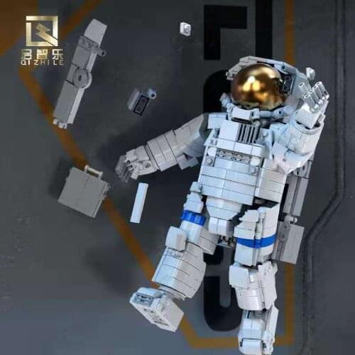 Astronaut Ornaments Assembling Toys Aeronautical Astronauts Are Difficult To Grow Up Boy Birthday Present