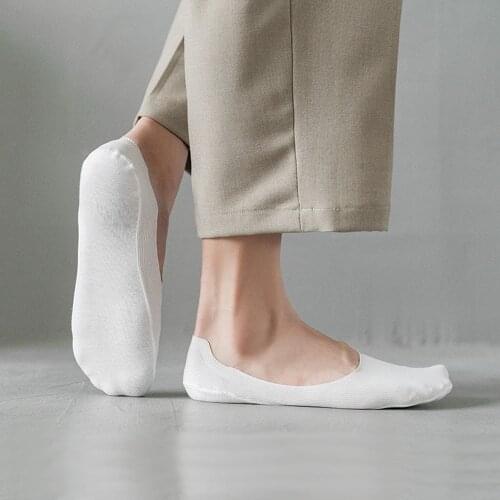 Spring Summer Nylon Male Ice Silk Non-slip Mens Socks Hot Stamping Invisible Male Socks No Trace Casual Socks