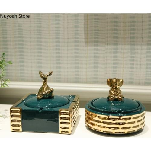 Creative Light Luxury Ceramic Ashtray Personality Home Office Anti Fly Ash Ashtray with Lid Living Room Decoration Ornaments