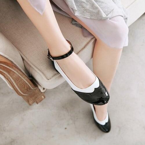 Big Size High-heeled single-shoe womens shoes Summer womens shoes Black and White Colour Block Shoes