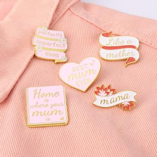 Creative Cute Cartoon Pink Love Book Shape Alloy Brooch Ins Tide Fashion Wild Letter Badge Personalized Clothing Accessories