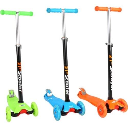 Indoor And Outdoor Horizontal Road Nylon And Aluminum Alloy Childrens Removable Four-wheel Flash Scooter