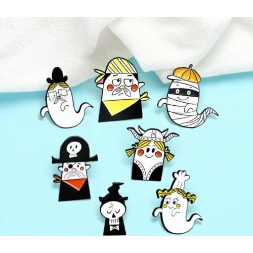 Creative Punk Halloween White Ghost Skeleton Enamel Brooch Pirate Mummy Pins Alloy Badge Fashion Woman Jewelry Gift For Friends