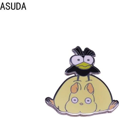 Spirited Away brooch Mouse and the bird enamel pins Men and women fashion jewelry gifts anime movie novel lapel badges