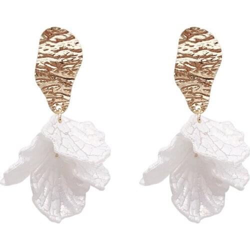 Latest fashion design fashion jewelry elegant multi-layer tassel earrings white leaf holiday earrings for woman for Girls gift
