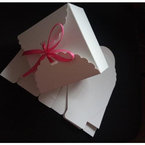 Romantic Wedding Favors Decor Butterfly DIY Candy Cookie Kraft Paper Gift Boxes Wedding Candy Box with Ribbon Party Supplies