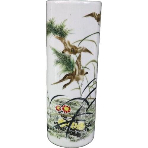 China Old Porcelain Pastel Road High Rise Pattern Pen Holder