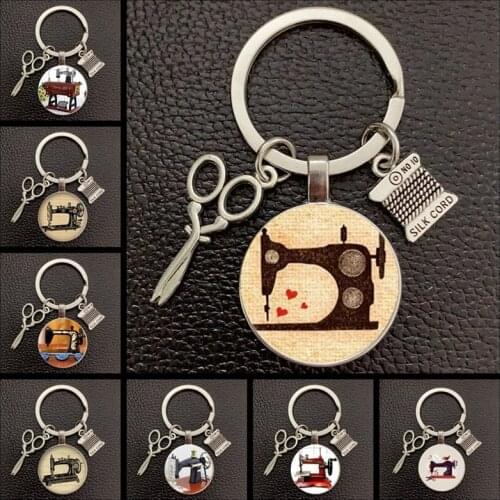 Creative Hot Sale Vintage Sewing Jewelry Tailor Art Pendant Glass Keychain Sewing Machine Keychain I Love Sewing Girls Gifts
