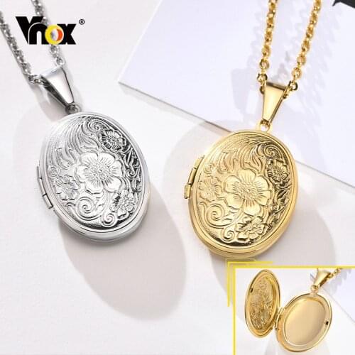 Vnox Monogram Floral Oval Hear Locket Pendant Necklaces for Women Men, Stainless Steel Photo Frame Promise Love Keepsake Collar