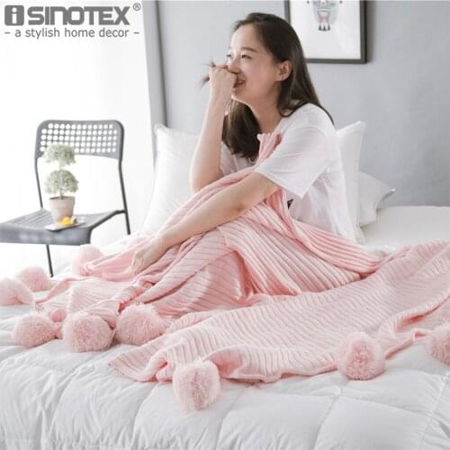 ISINOTEX Cotton Throws On The Sofa
