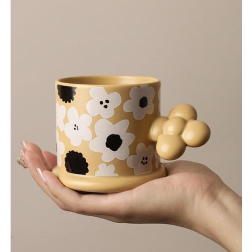 Ins Simple Flower Handle Creative Mug Couple Home Cute Drinking Cup Coffee Cup Milk Cup Retro Ceramic Thickened Cup