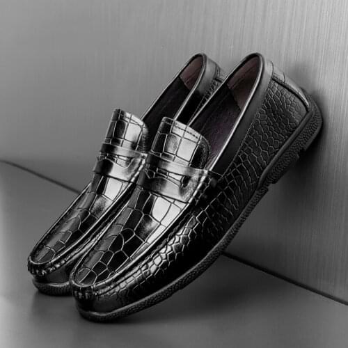 Mens Casual Shoes Men Real Genuine Leather Loafers Shoes Flat Breathable Fashion Mens Sneakers Moccasins Designer