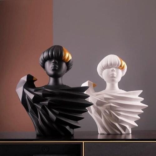 Home Decor Furnishing Room Nordic Creative Bird Accessories Character Wings Resin Craft Sculpture Office Furniture Table Garden