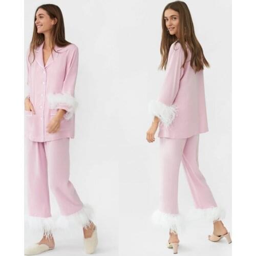 Bathgowns Women Sleep Wear Elegant Cute Pink Night Robes Lingeries Woman Long Sleeve with Fur Two Piece Fation Wedding Robe
