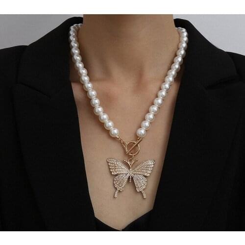 European And American Retro Big Butterfly Micro-Lnlaid Necklace Women Business Imitation Pearl Single Layer OT Buckle Necklace