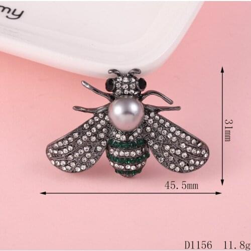 All-match Bee Shoe Charms for Crocs DIY Fashion Clogs Shoes Buckle Accessories Luxury Elegant Cute Croc Charms Designer Quality