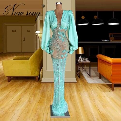 2021 Customized Beading Evening Dresses Weddings Deep V Neck Prom Dress Illusion Arabic Party Night Robes Dubai Celebrity Gown