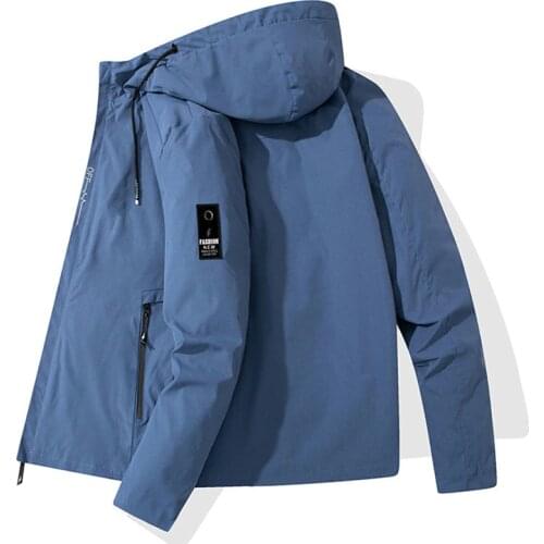 2021 Autumn Mens Jacket Hooded Casual Lightweight Streetwear New Arrival Solid Color Parka Fashion Brand Design Windbreaker