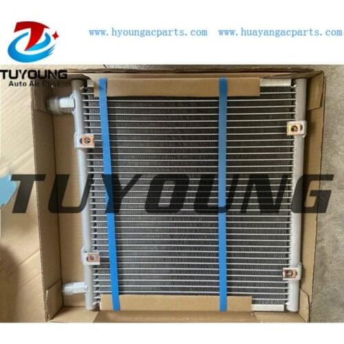 Auto Air Conditioner Condenser For KUBOTA B5030 / L4630 / L5030 T205572220 Size 361* 368* 17MM