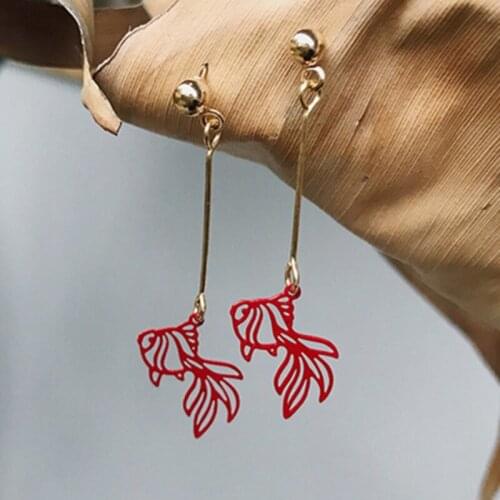 Lucky Red Carved Fish Dangle Earrings Festive Simple Hollow Fish Earrings For Women Girls Vintage Animal Earring Jewelry Gift