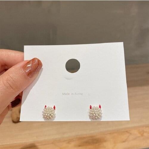 2020 New Fahion Womens Earrings Fine Simple Cute Cow Pearl Earrings for Women Bijoux Korean Party Girl Jewelry Gifts Wholesale