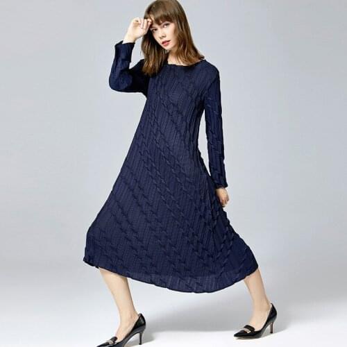 Miyake pleated casual basic straight skirts 2021 autumn handmade wave pattern folda light luxury loose long-sleeved dress