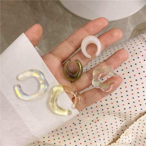 AOMU Fashion Retro Colorful Transparent Resin Flower Ear Bone Clip Irregular Smooth Geometric C-Shaped Ear Clips for Women Gifts