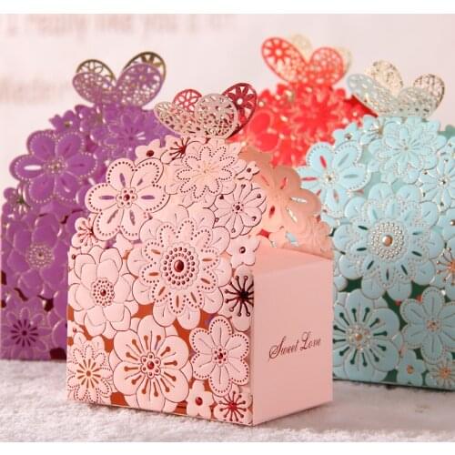 2016 Blue/Red Lace Butterfly Laser Cut Wedding Favor Boxes Wedding Candy Box 50pcs Sweet Gift Wedding Favors And Gifts Casamento