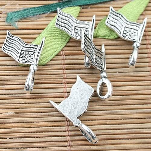 Alloy metal Tibetan Silver USA flag design charms 40pcs EF0026