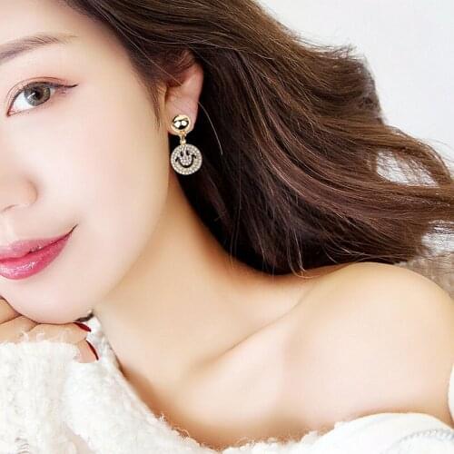Korea Lovely Rhinestone Smiley face Earrings Temperament Sweet Personality Simple 2018 New Fashion Long Pendant For Women