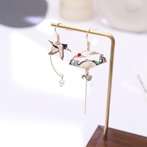 Chinese Style Folding Fan Modeling Crane Cloud Hanging Dangle National Style Earrings for Women Hollow Asymmetric Metal Jewelry