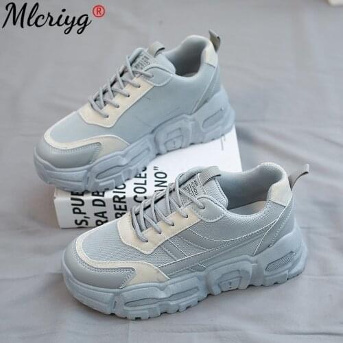 Women Sports Breathable Outdoor Walking Vulcanize Shoes Woman Mesh Casual Lace-Up Ladies Shoes 2021 Fashion Female Sneakers