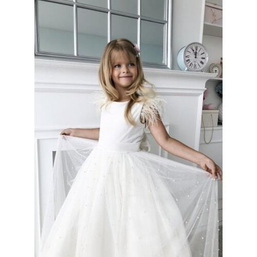 Romantic Flower Girls Dresses Jewel Lace Appliques Feather Kids Formal Wear Backless Floor Length Wedding Party Gowns
