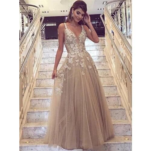 Champagne Long Tulle Satin V Neck Prom Dresses Spaghetti Straps Backless Formal Evening Party Ball Gowns