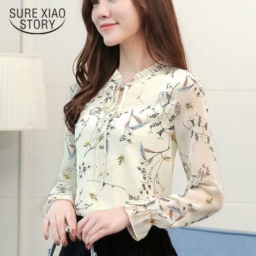 2021 Plus Size Chiffon Blouses Shirts Ladies Floral Print V-neck Women Tops Blouse Long Sleeve Blusas Chic Female Tops New 900