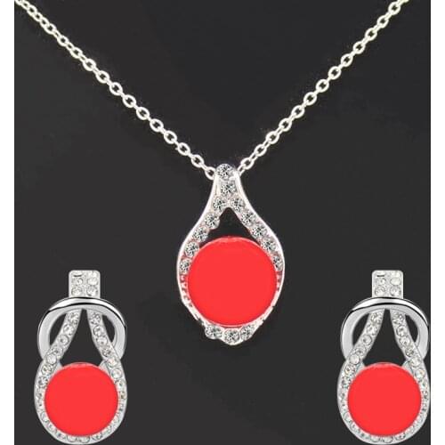 Trendy Round Pearl Jewelry Sets For Women Classic Wedding Rhinestone Water Drop Pendant Necklace And Stud Earrings Jewelry Set