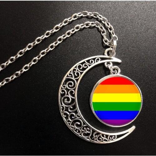2020 New Gay Pride Rainbow Moon Necklace Printed Photo Pendant Glass Cabochon Necklaces 20mm Round Fashion Jewelry