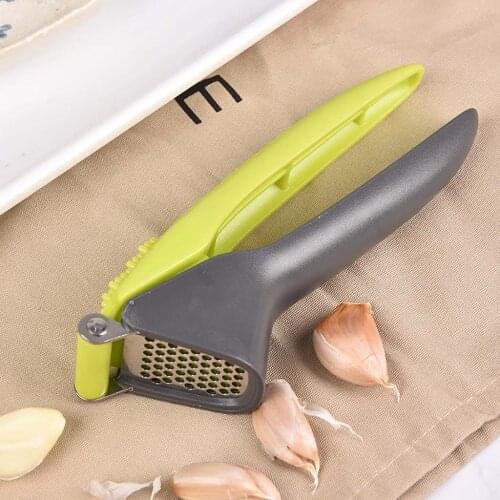 Kitchen Stainless Steel Hand Press Shredder Pat Punch Press Garlic Onion Ginger Garlic Presser Hand Practical Kitchen Gadgets