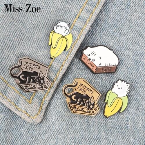 Cat Box Banana Kitten Enamel Pins Fun Animal Brooch Badge Denim Shirt Lapel Pin Cartoon Punk Jewelry Gift for kids friends