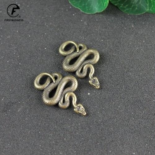 Vintage Copper Long Snake Miniature Figurines Desk Decorations Ornaments Accessories Handmade Brass Car Key Chains Pendant Decor