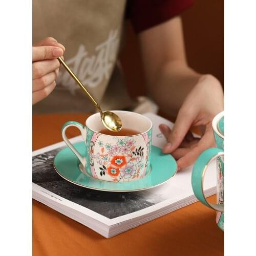 Small Luxury Bone China Coffee Cup And Saucer Set Ceramic Gorgeous Flower Teacup English Afternoon Tea Tabletop Decoration