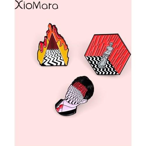 Head Riddle Maze Venus de Milo Enamel Pin Art Fun Badges Twin Peaks Lynch Style TV series Jewelry Lapel Pin For Friends Fans
