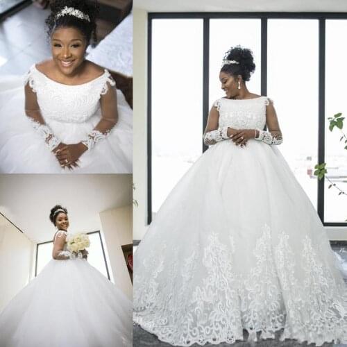 Plus Size African Wedding Dresses 2021 Luxury Lace Applique Sweep Train Arabic Church Bridal Wedding Gow