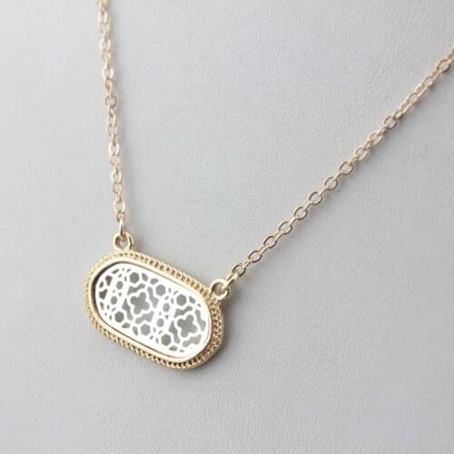 ZWPON 2020 Fashion Gold Chain Two Tone Cut out Clover Art Deco Trellis Oval Choker Necklace for Women Famous Brand Jewelry