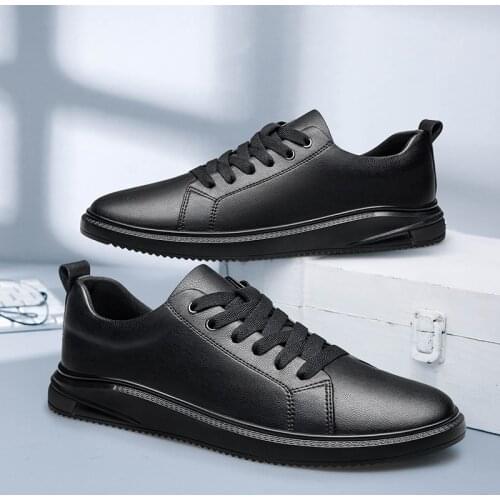 Mens Leather Casual Shoes Designers Flats Black Sneakers Daily Shoes for Men Board Shoes Fashion Sneakers