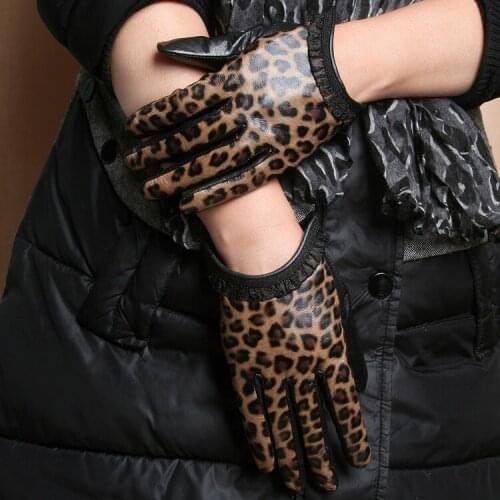 Wild Wild Womens Leopard Thin Leather Sheepskin Leather Short Section Snap Warm Lace