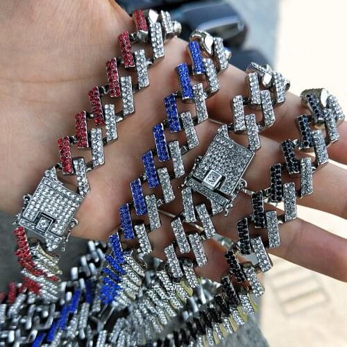 Freewear Golden Chains